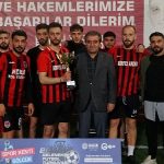 golcuk-belediyesi-22-geleneksel-futbol-soleninde-korfez-arenayi-3-0-yenen-azat-insaat-sampiyon-oldu-RPKyWDV5.jpg