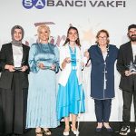 sabanci-vakfinin-14-sezon-fark-yaratanlari-gerceklestirilen-etkinlik-ile-tanitildi-RKRHeeuN.jpg