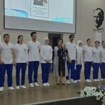 eu-hemsirelik-fakultesi-hemsire-adaylari-uniformalarini-giydi.jpg