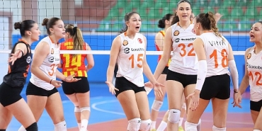 eczacibasi-2-lig-kadin-voleybol-takimi-finalde.jpg