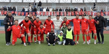 kahramankazan-belediyespor-evinde-karsilastigi-polatlisporu-7-0lik-skorla-maglup-etti.jpg