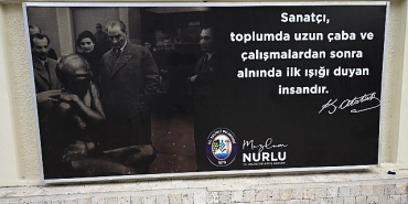ataturk-panolari-yeniden-ramiz-turan-stadyumunda.jpg
