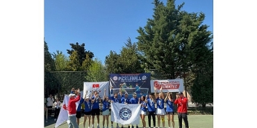 ege-universitesi-pickleball-takimi-turkiye-sampiyonu-oldu.jpg