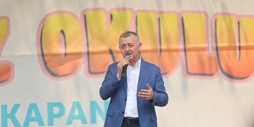 baskan-buyukakin-tugva-gencligini-yalniz-birakmadi.jpg