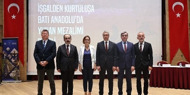 deu-ev-sahipliginde-isgalden-kurtulusa-bati-anadoluda-yunan-mezalimi-paneli-duzenlendi.jpg