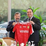 baskan-besim-dutlulu-ve-kadin-voleybol-takimindan-vestele-ziyaret.jpg