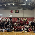 golcuk-belediyespor-erkek-voleybol-takimi-galibiyetle-basladi.jpg