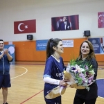 cesme-belediyesi-birimler-arasi-voleybol-turnuvasi-coskuyla-tamamlandi.jpg
