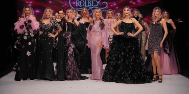if-wedding-fashion-izmirde-gala-defilesinde-yildizlar-gecidi.jpg