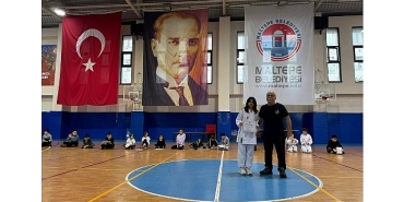 maltepe-belediyesi-karate-kursu-tamamlandi.jpg