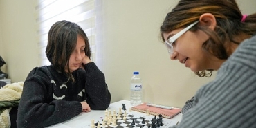 maltepede-cocuklara-satranc-kursu.jpg