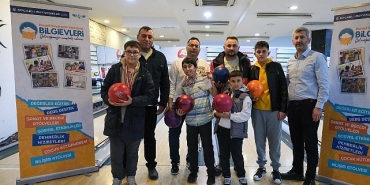 bilgievlerinden-baba-ogul-bowling-turnuvasi.jpg