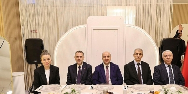 bayrampasada-egitim-icin-ortak-akil-bulusmasi.jpg