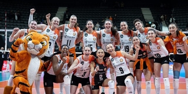 eczacibasi-dynavit-vodafone-sultanlar-play-off-3-4-etabinin-ilk-macinda-galip.jpg
